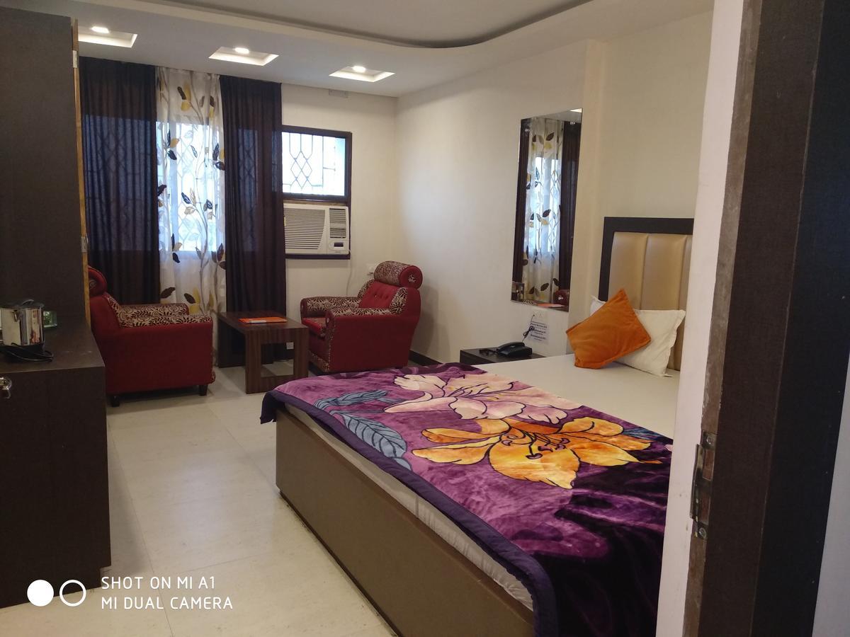 Hotel Rajkamal Deoghar Exterior photo